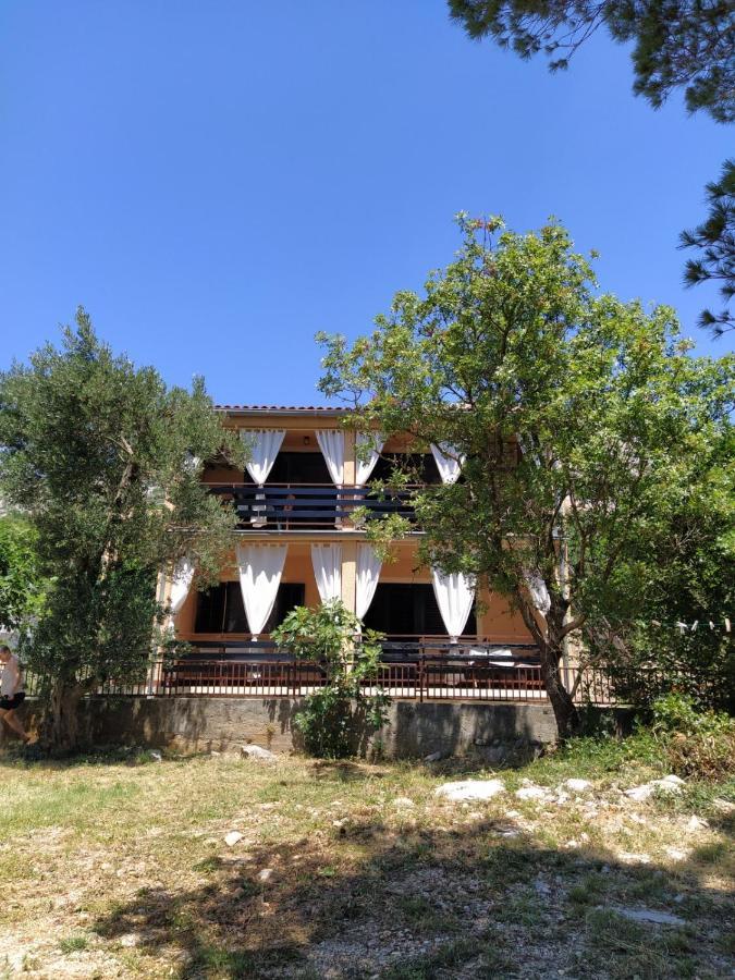 Apartment Savic Starigrad Paklenica Eksteriør bilde