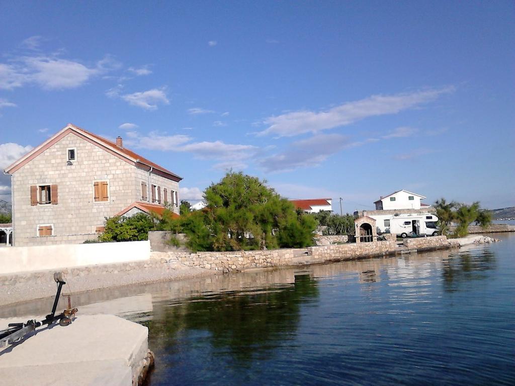 Apartment Savic Starigrad Paklenica Eksteriør bilde